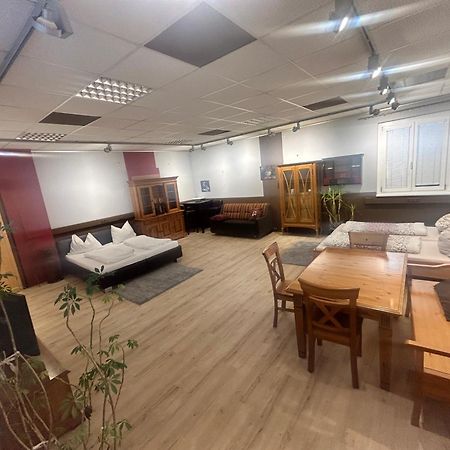 Nous Cafe & Restaurant Hotel Krumnussbaum Ngoại thất bức ảnh